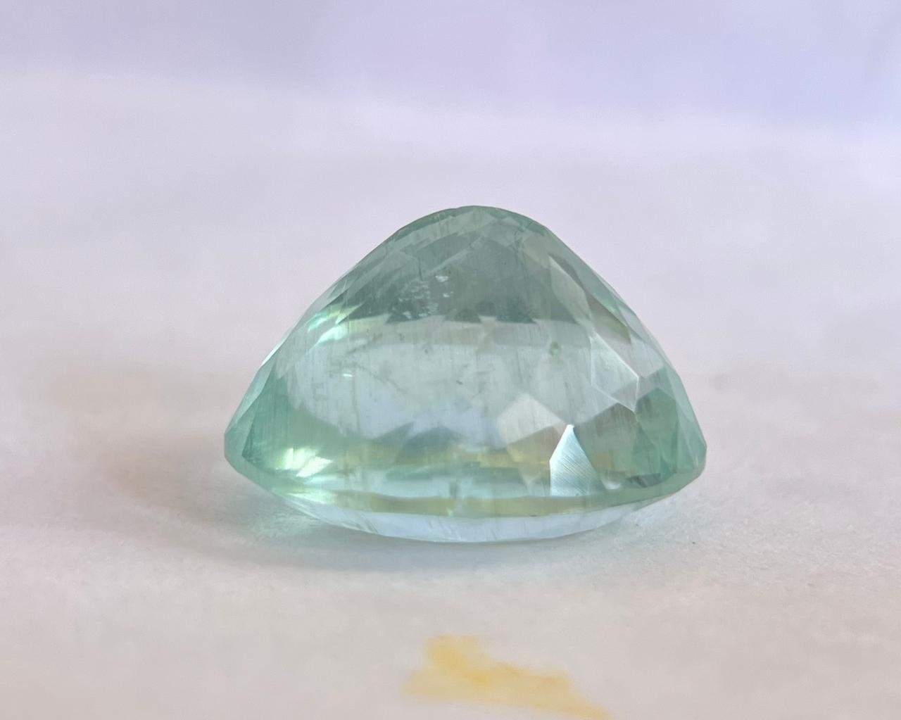 Blue-Green Aquamarine · 20.51 ct view 2