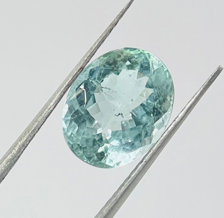 Green Tourmaline · 4.18 ct view 2