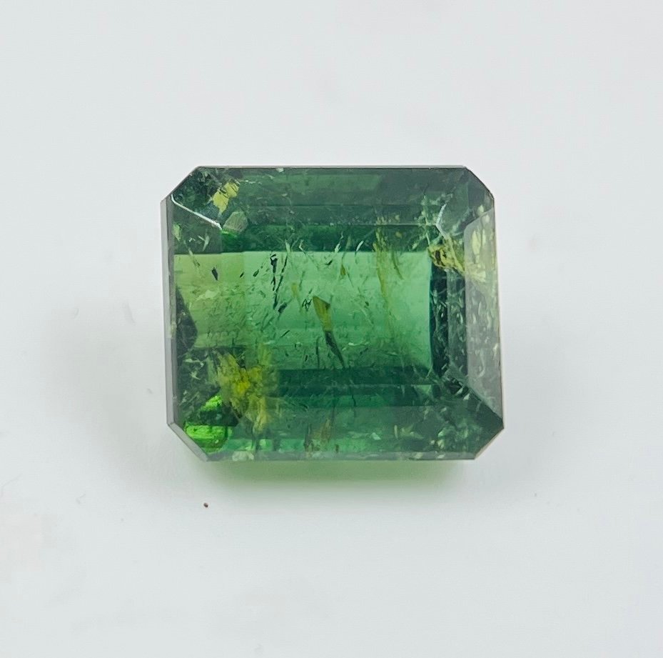 Green Tourmaline · 8.38 ct view 2