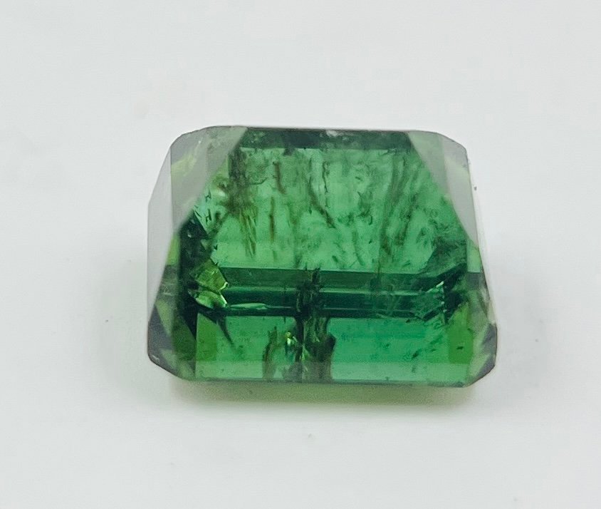 Green Tourmaline · 8.38 ct view 6